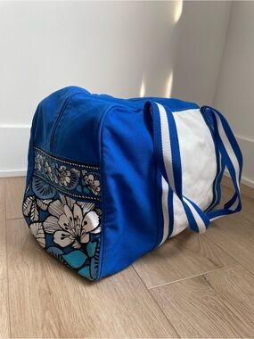 Vera Bradley Blue Bayou Canvas Small Duffel Bag/Carry on Bag
